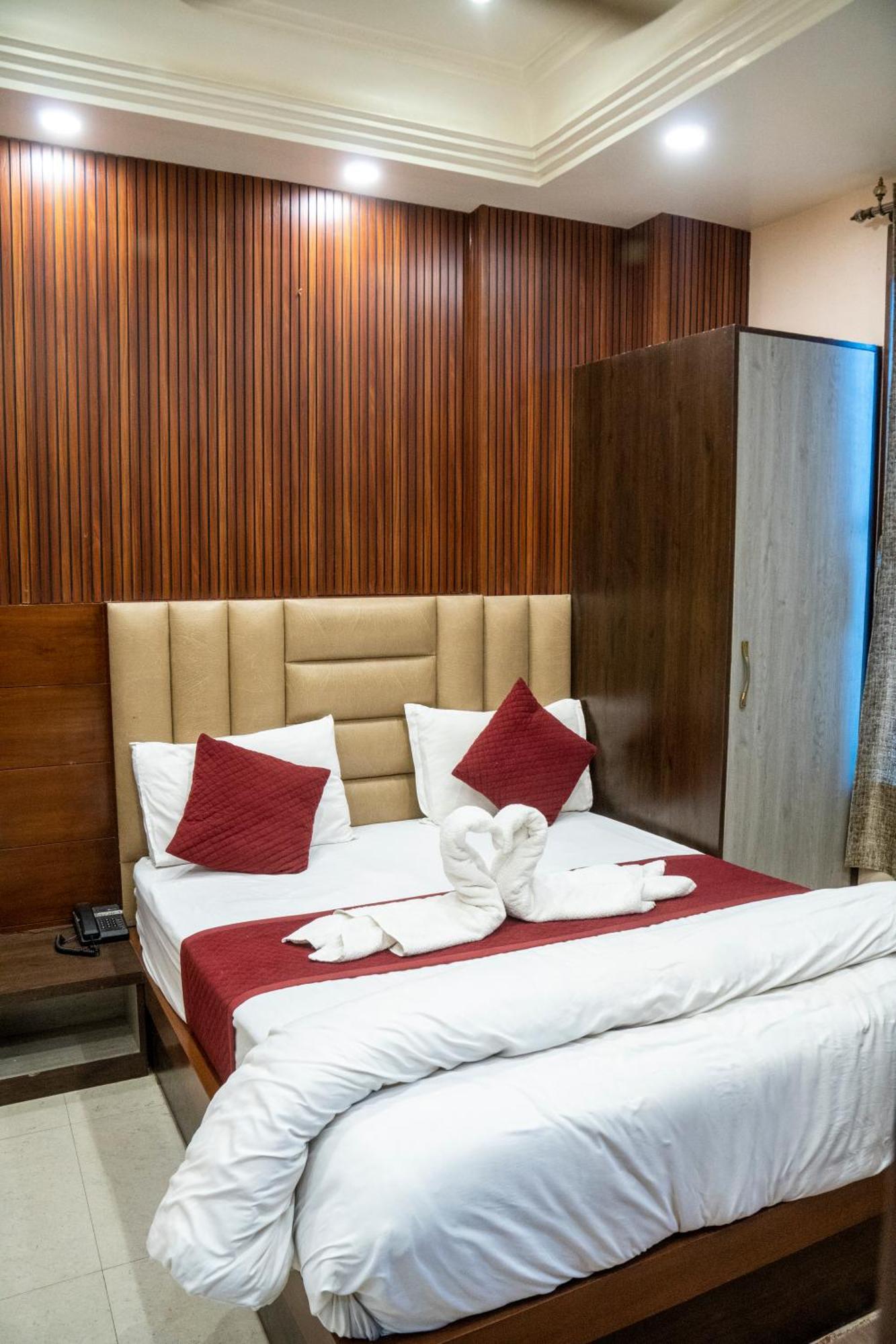 Hotel Sun Grand アーグラ エクステリア 写真